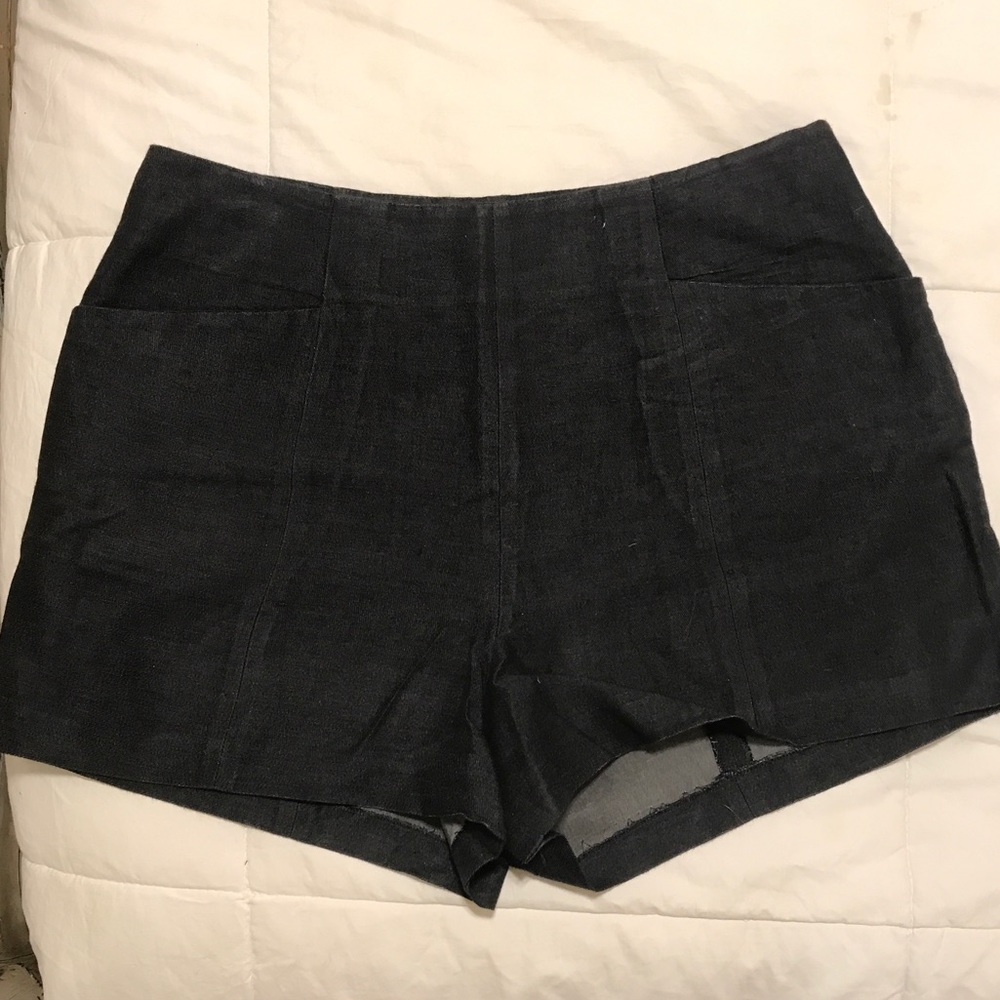 Emilio Pucci Black Women's Shorts